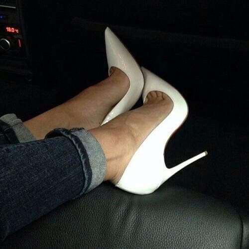 Elisabet Tang Pointed Toe 4.7 inch Stiletto Heels Party Pumps